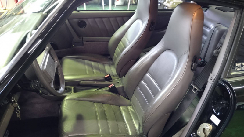 ポルシェ 911(Type964) カレラ2 ティプトロニック ディーラー車 中古車