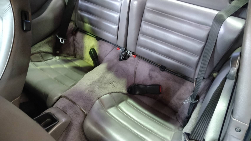 ポルシェ 911(Type964) カレラ2 ティプトロニック ディーラー車 中古車