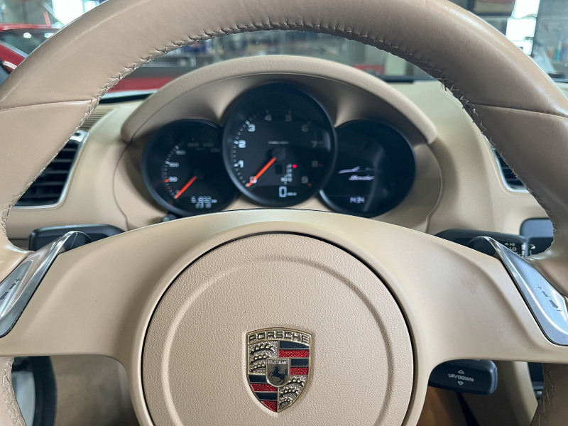 ポルシェ ボクスター(Type981) 981 2.7 PDK 左ハンドル 社外20インチ BILSTEIN 中古車